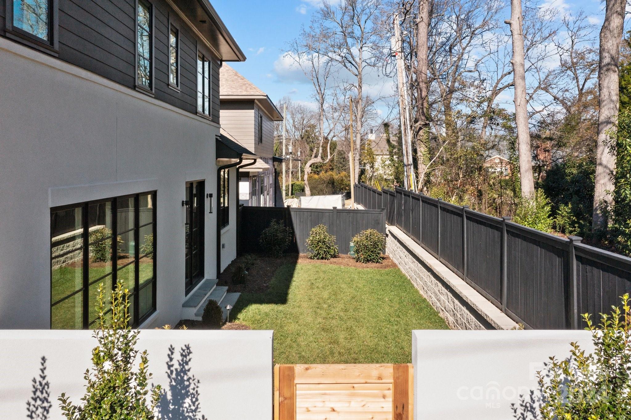 Myers Park - Residential