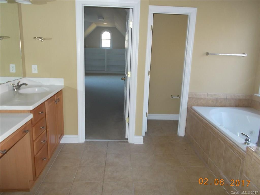 The Palisades - Residential