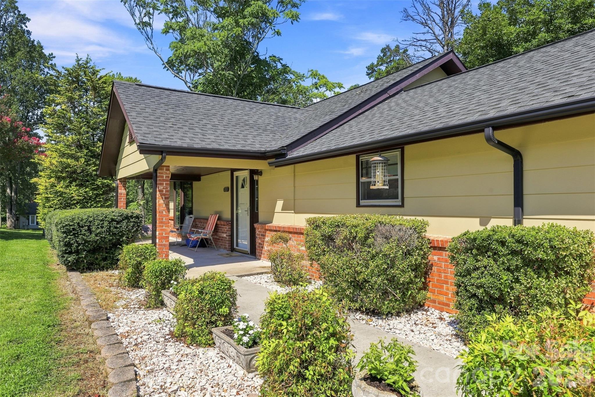 3803 Cook Road