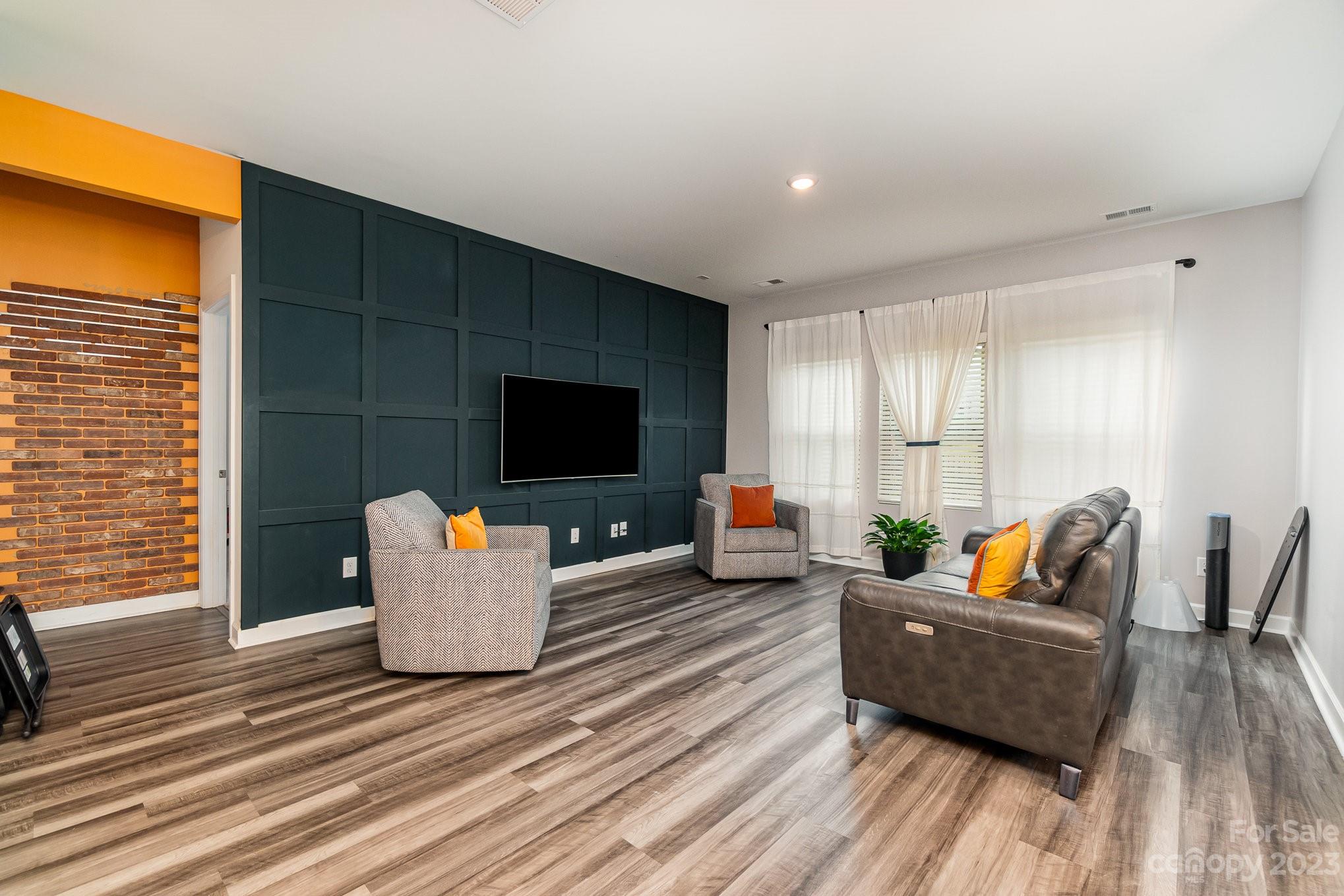 Kellswater Bridge - Residential