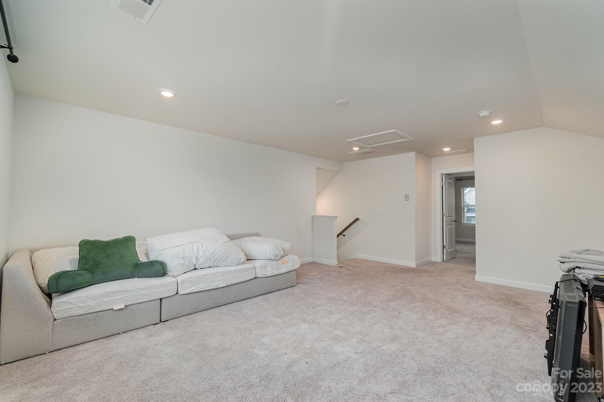 Kellswater Bridge - Residential