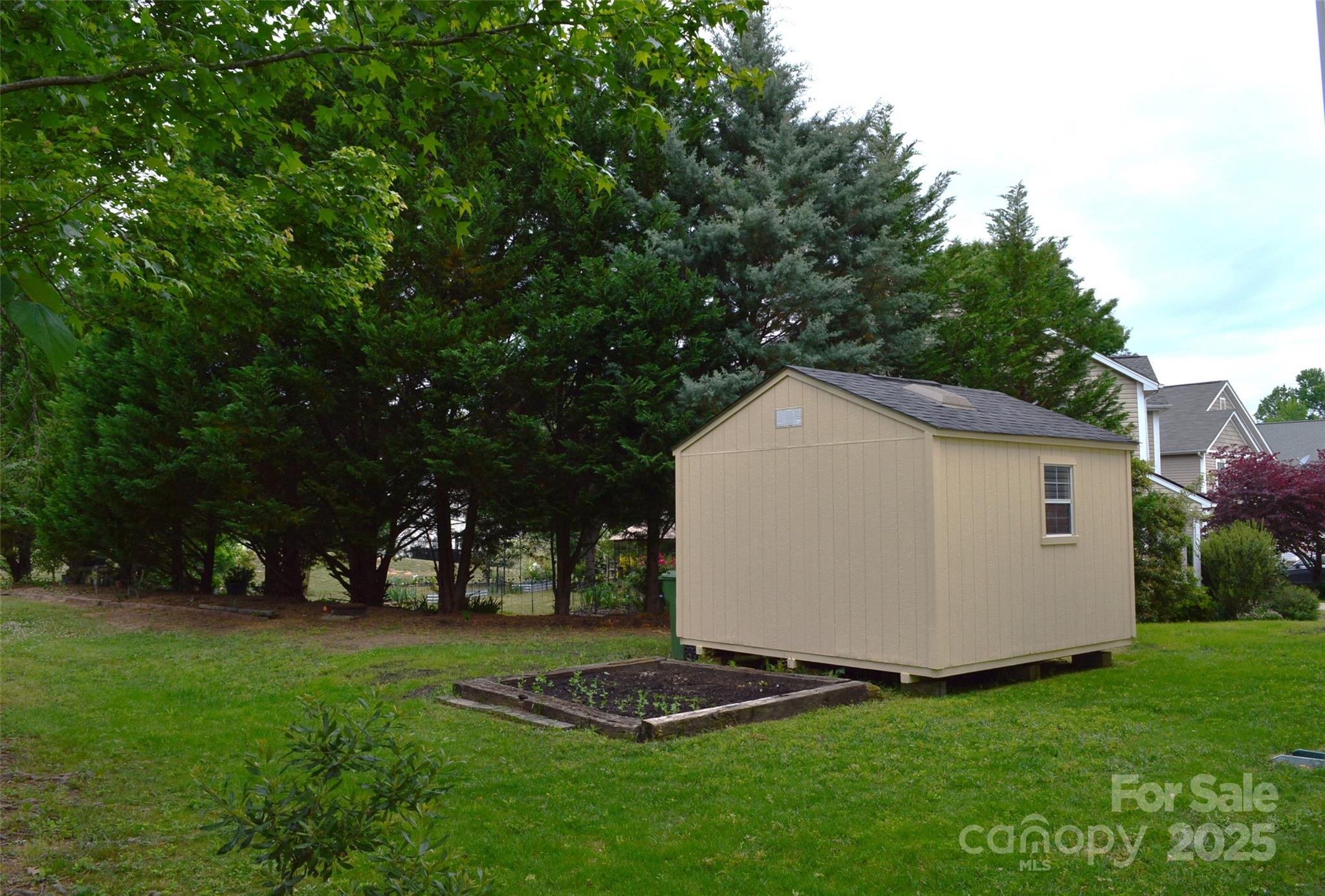 Sandy Pointe - Residential