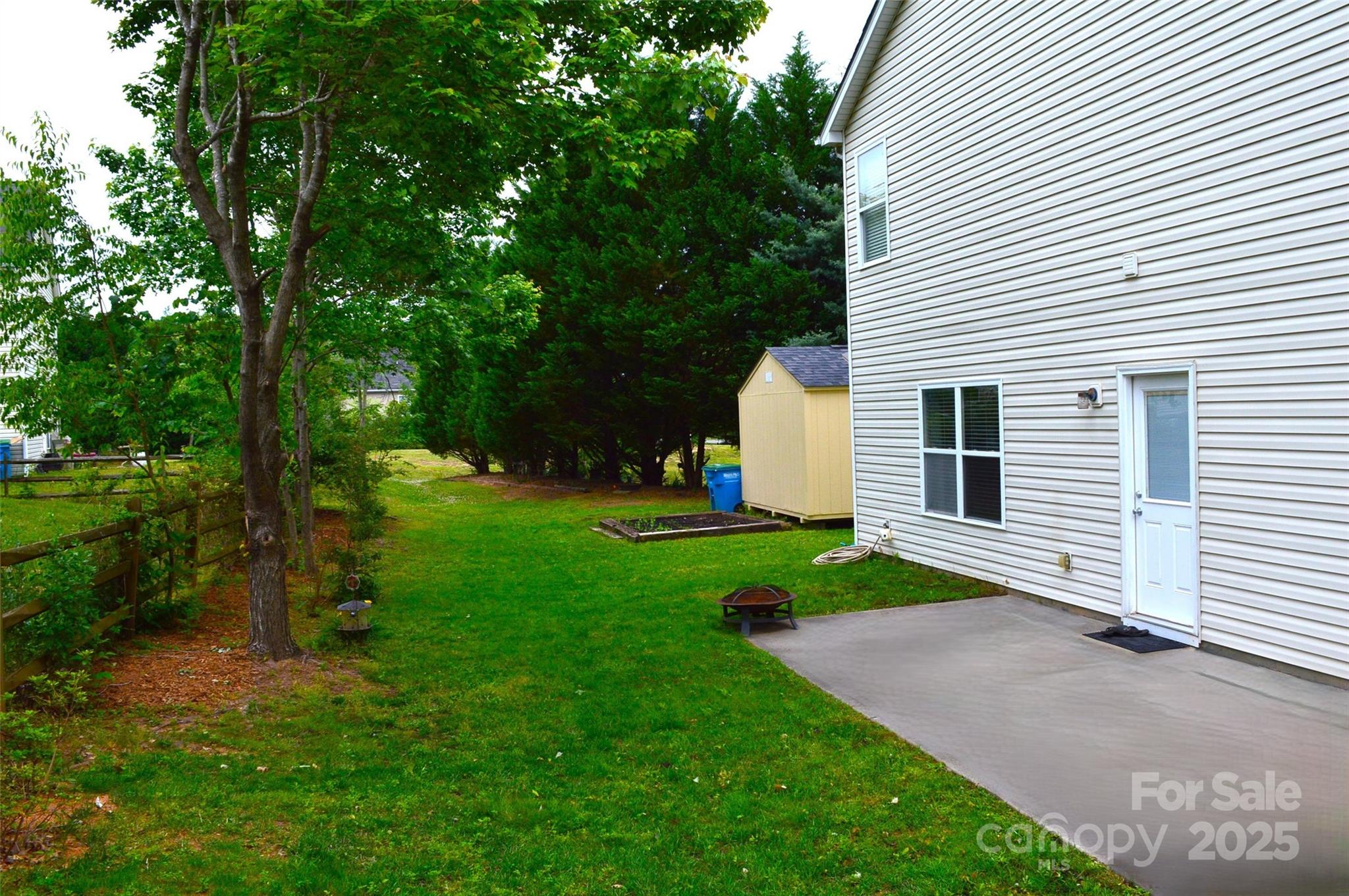 Sandy Pointe - Residential