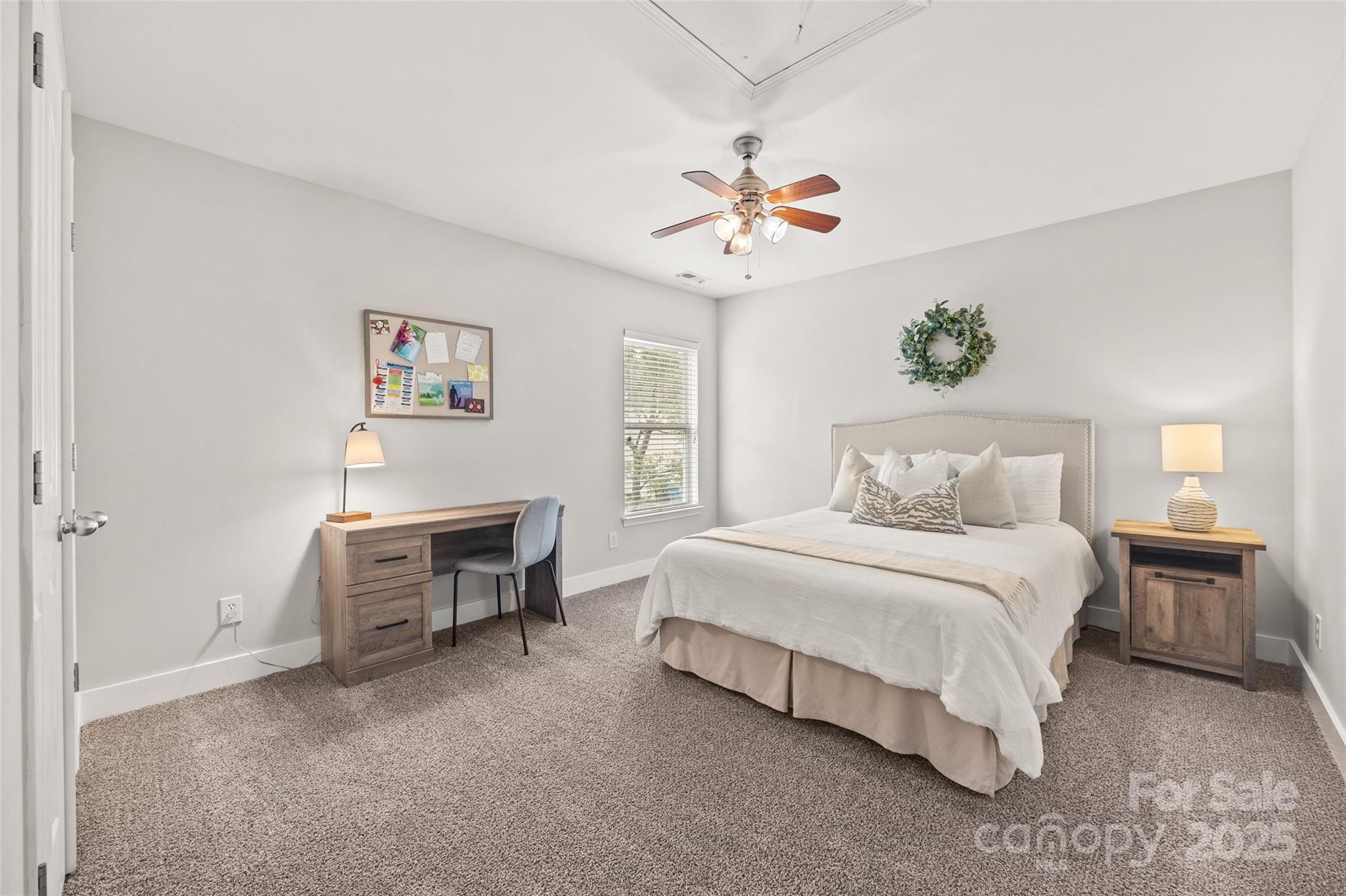 Sandy Pointe - Residential