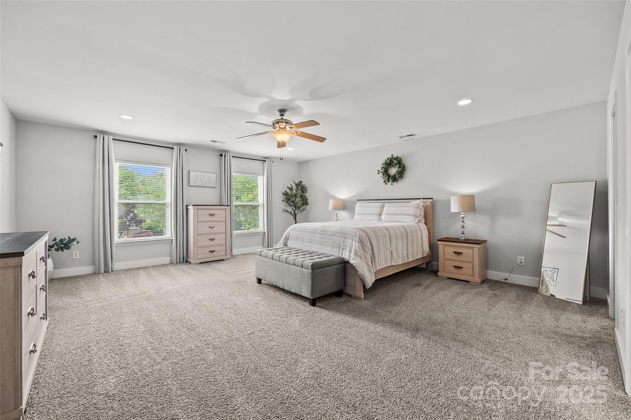 Sandy Pointe - Residential