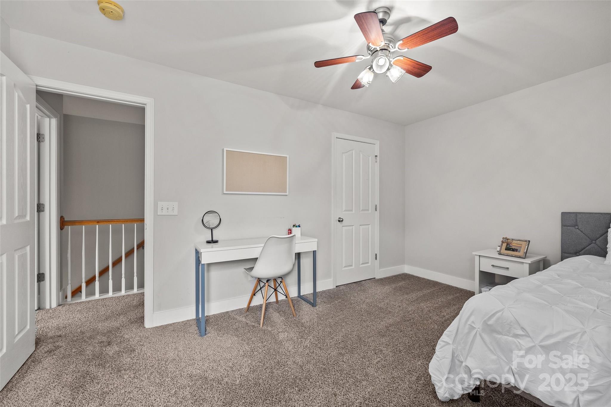 Sandy Pointe - Residential