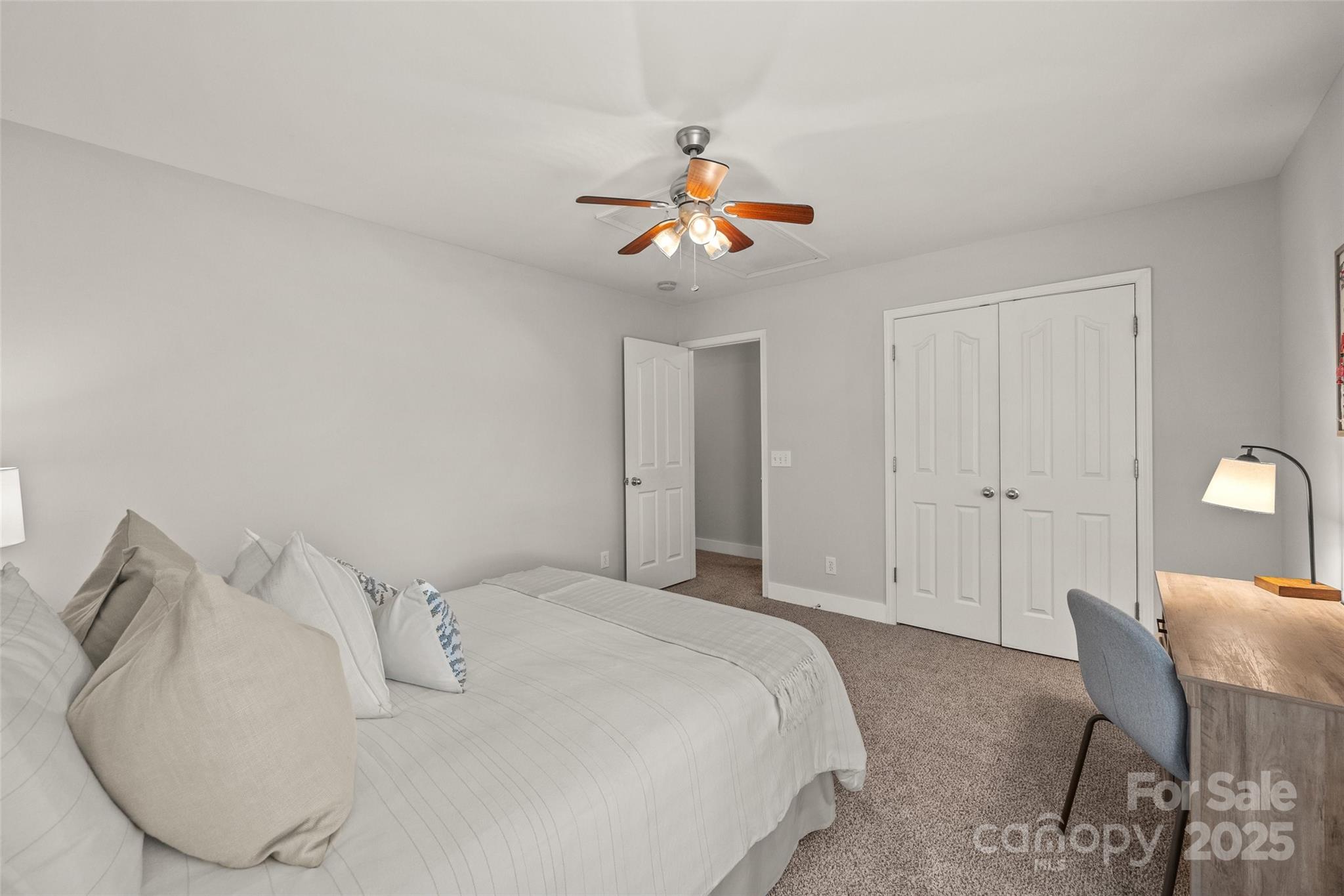 Sandy Pointe - Residential