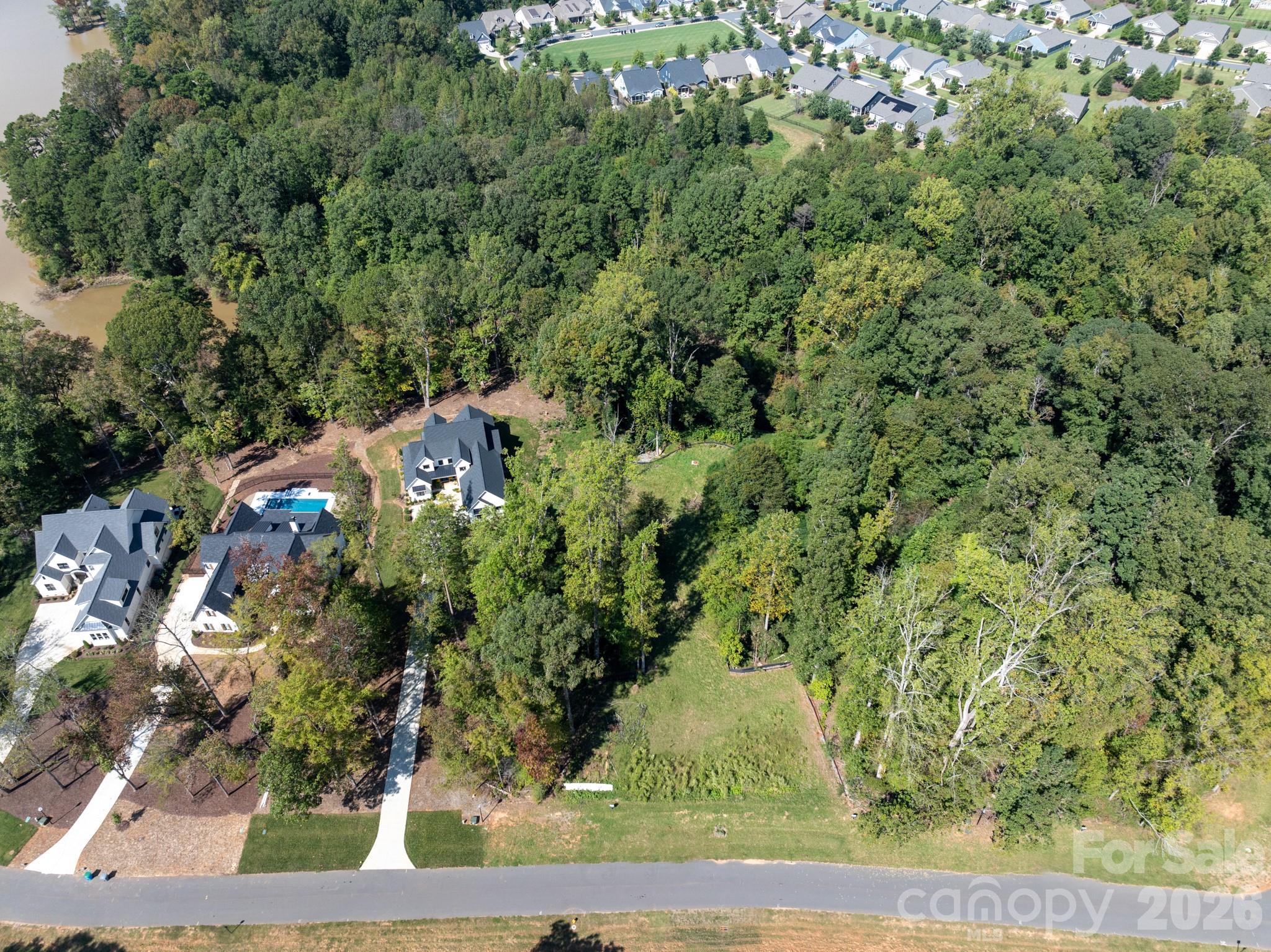 McLean Hunts Point - Land