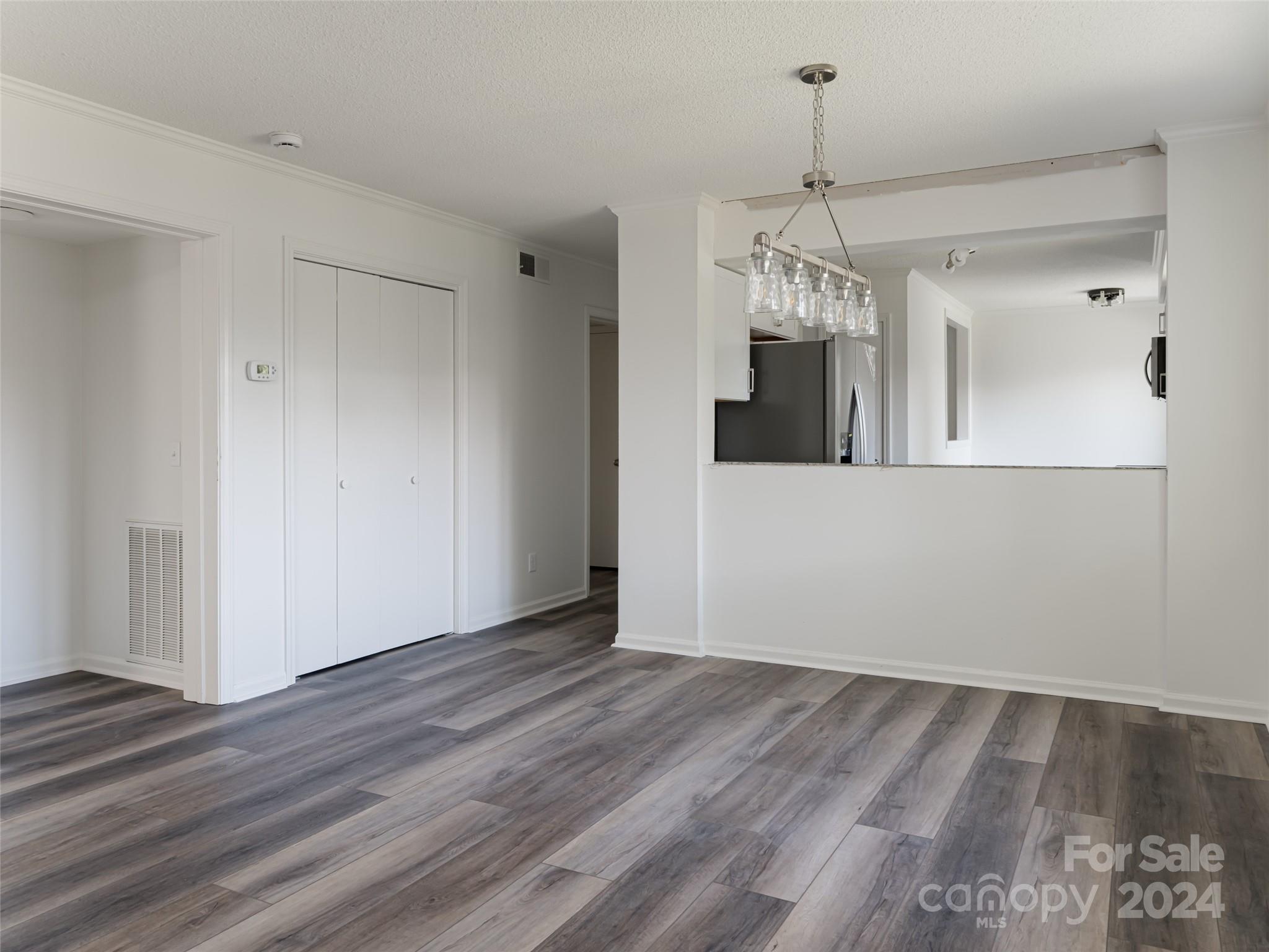 Courtside - Residential