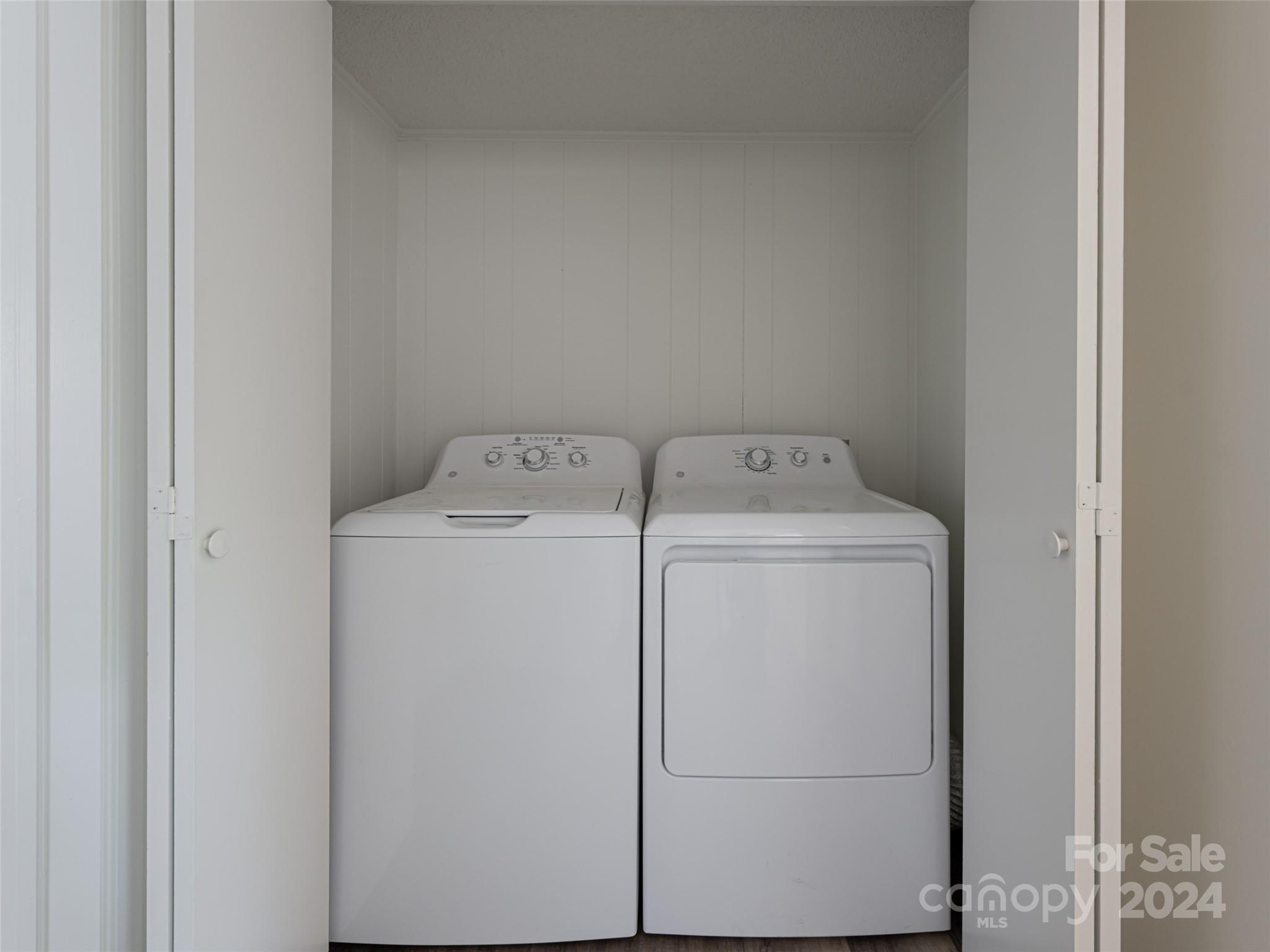 Courtside - Residential