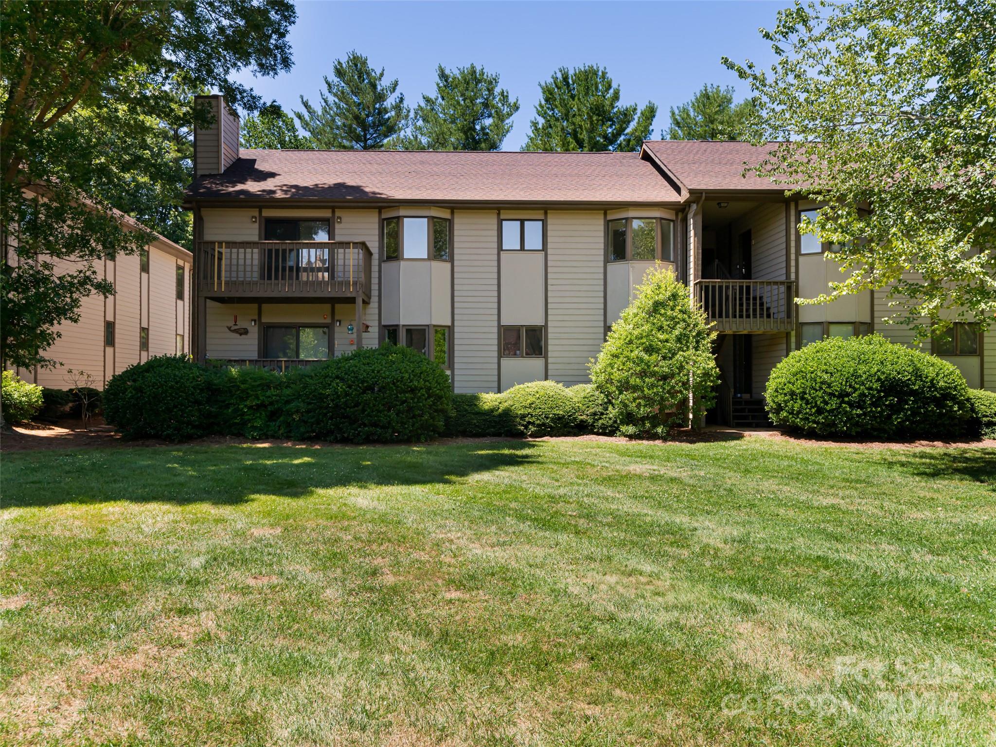 Courtside - Residential