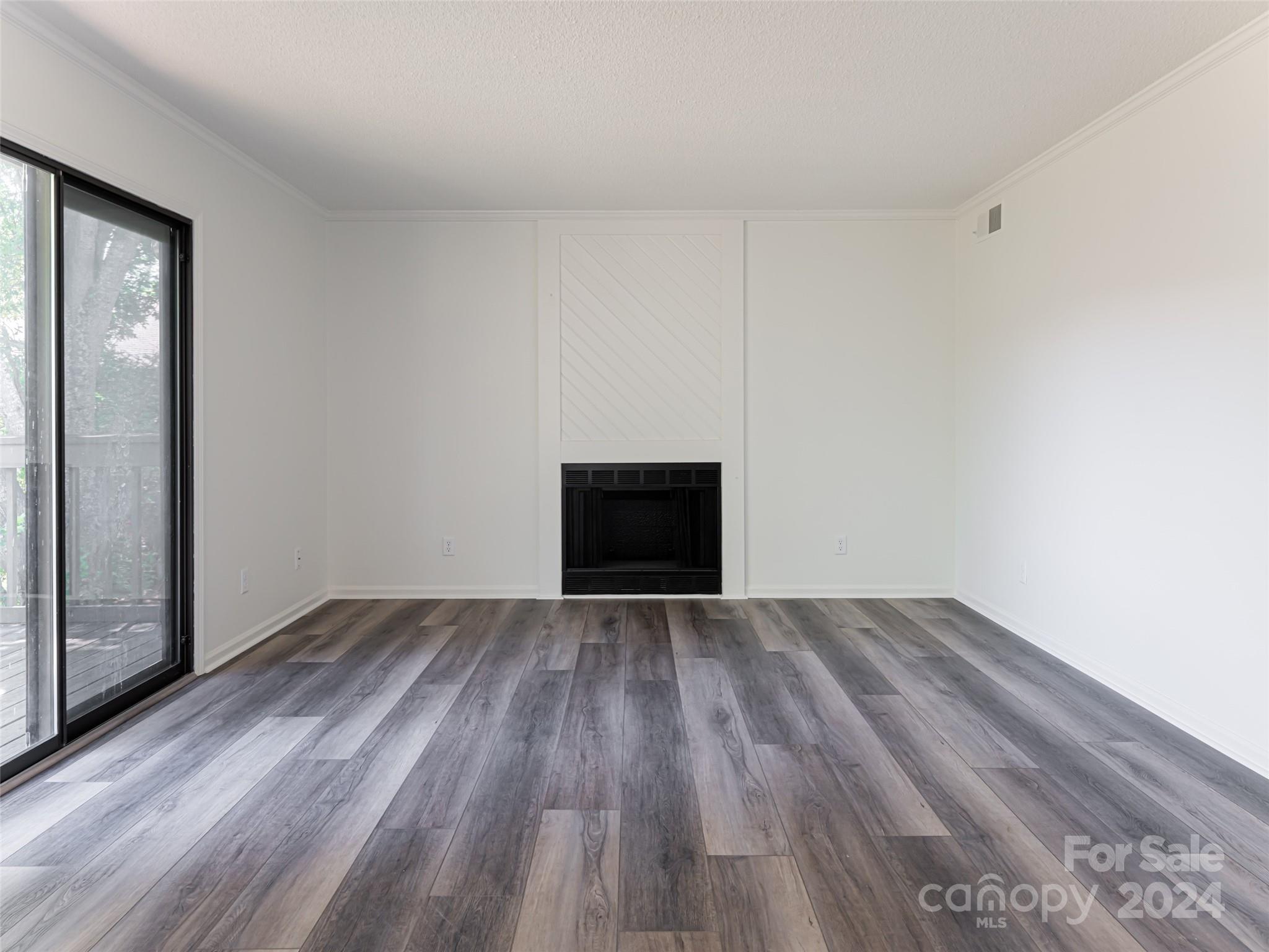 Courtside - Residential