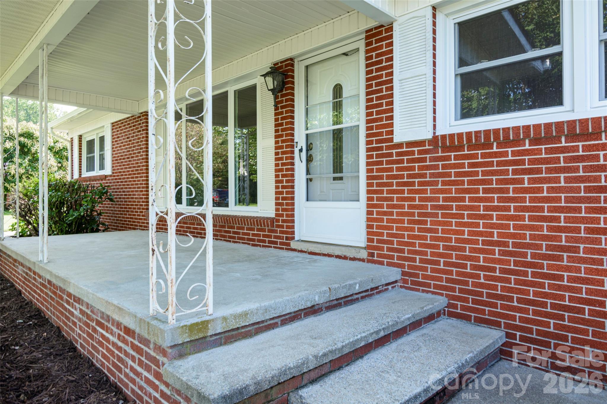 32 Kathy Drive