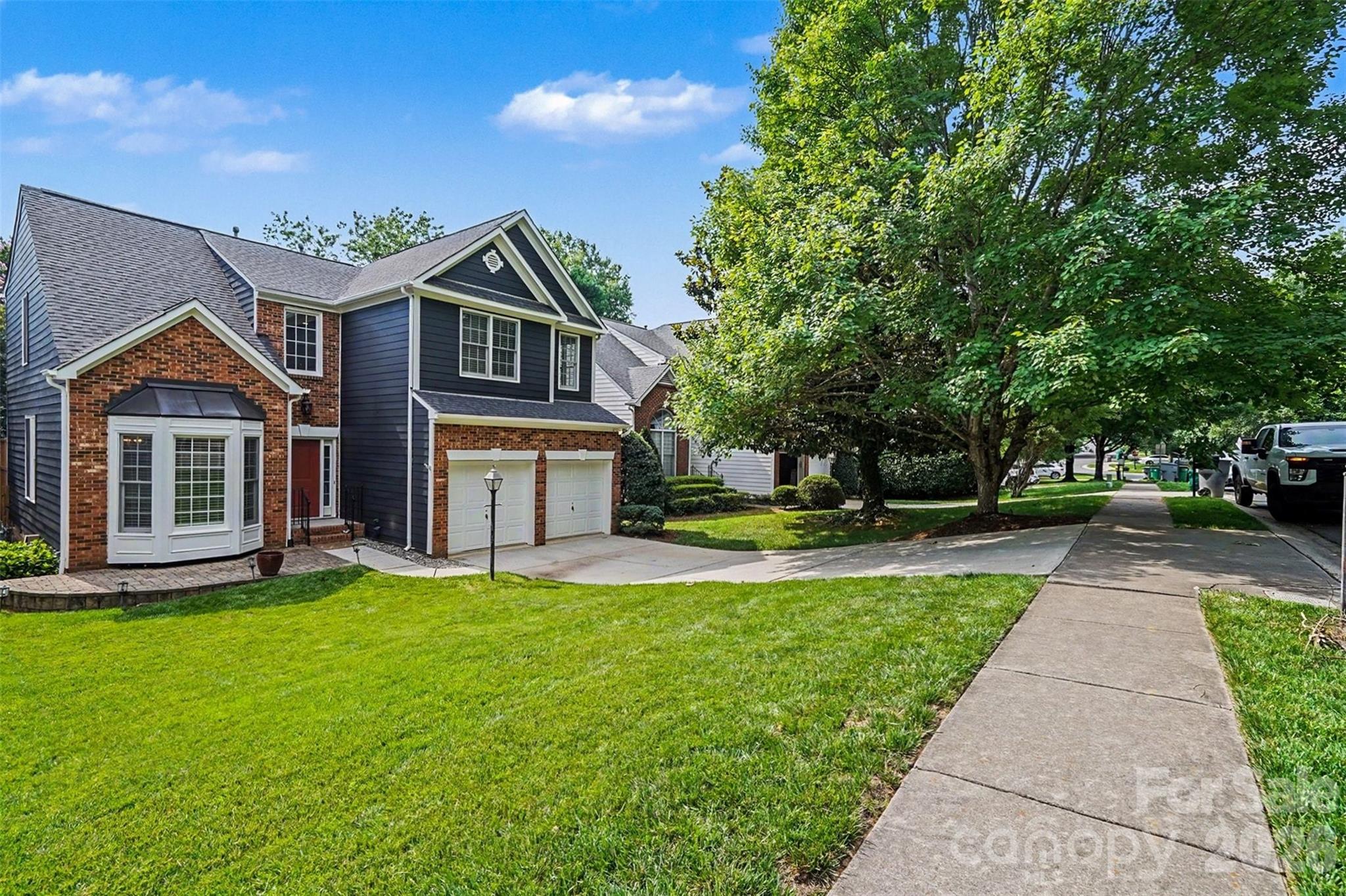 1926 Dunhill Drive