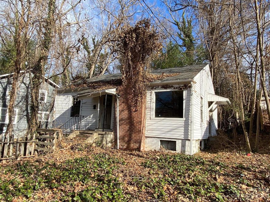 Great investment opportunity off of Patton Ave!  This is a great project for investors with a vision for restoration and revitalization for a home with good bones.  There's a hole near the steps in the front, so watch your step. The seller is unable to remove personal items in home.