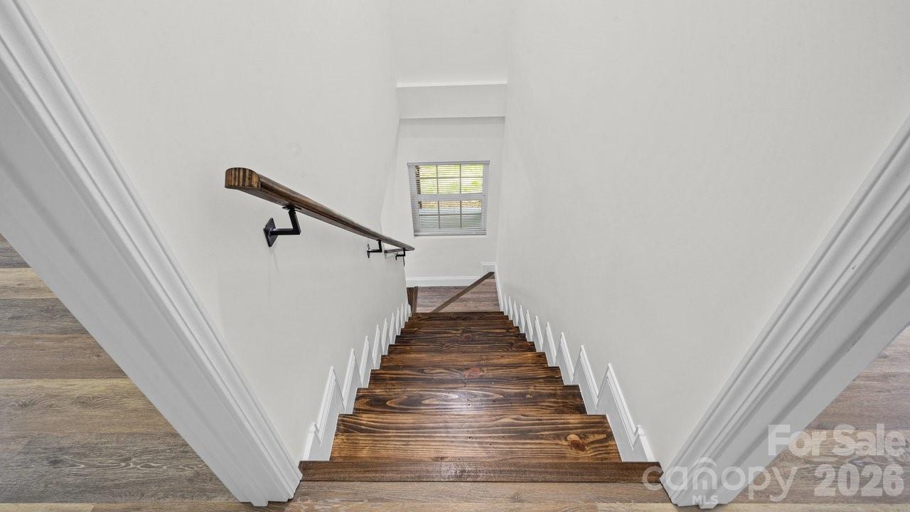 102 W Carolina Avenue