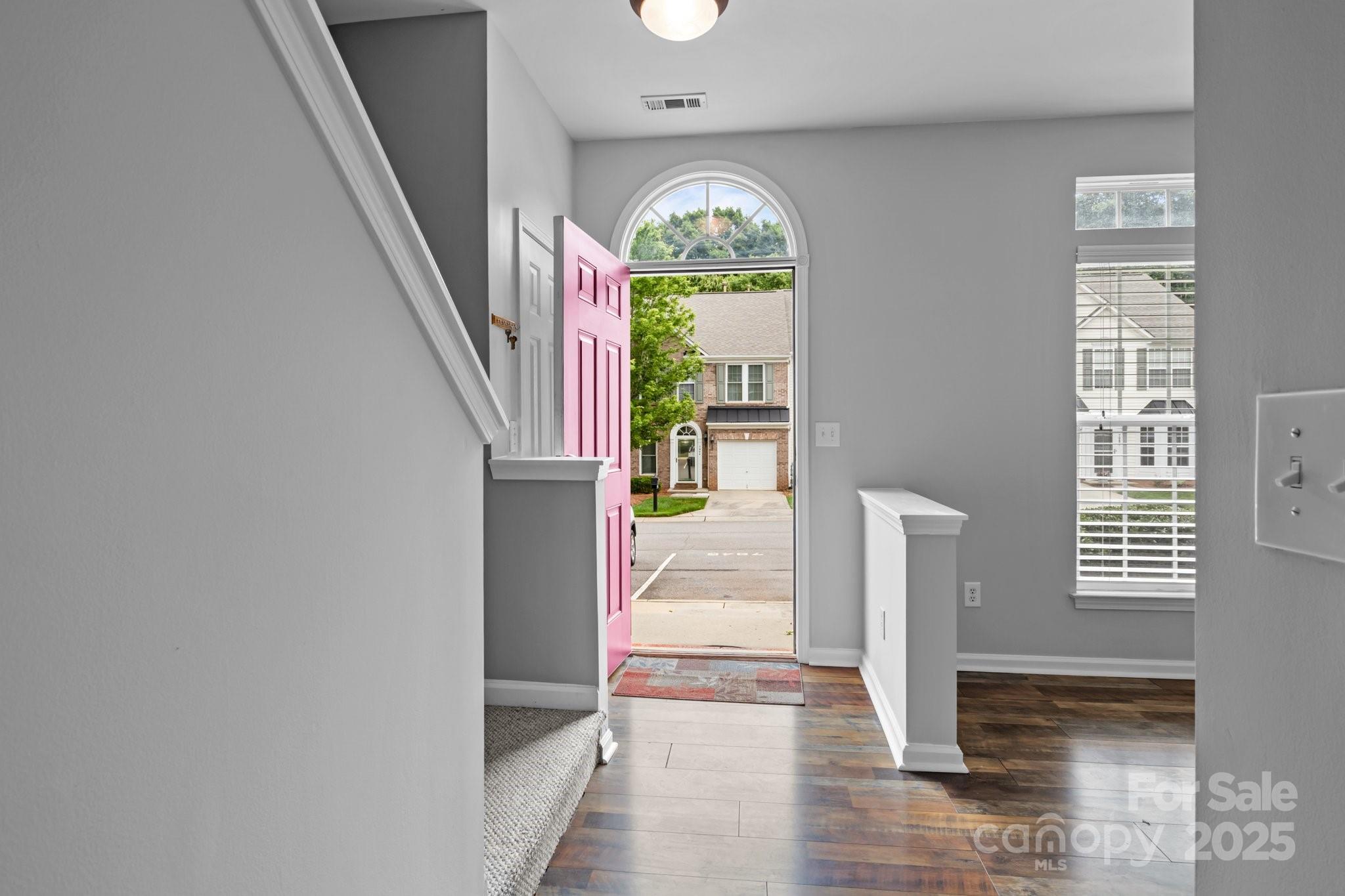 7943 Mariners Pointe Circle