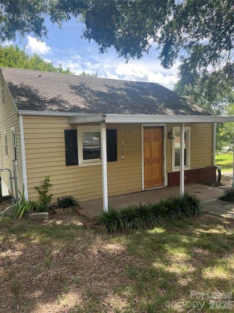 Photo of 1494 Hilltop Street, Albemarle, NC 28001 (MLS # 4408030)