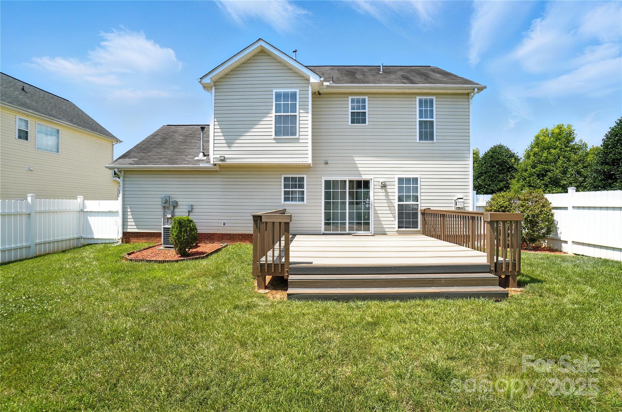 7442 Sparkleberry Drive