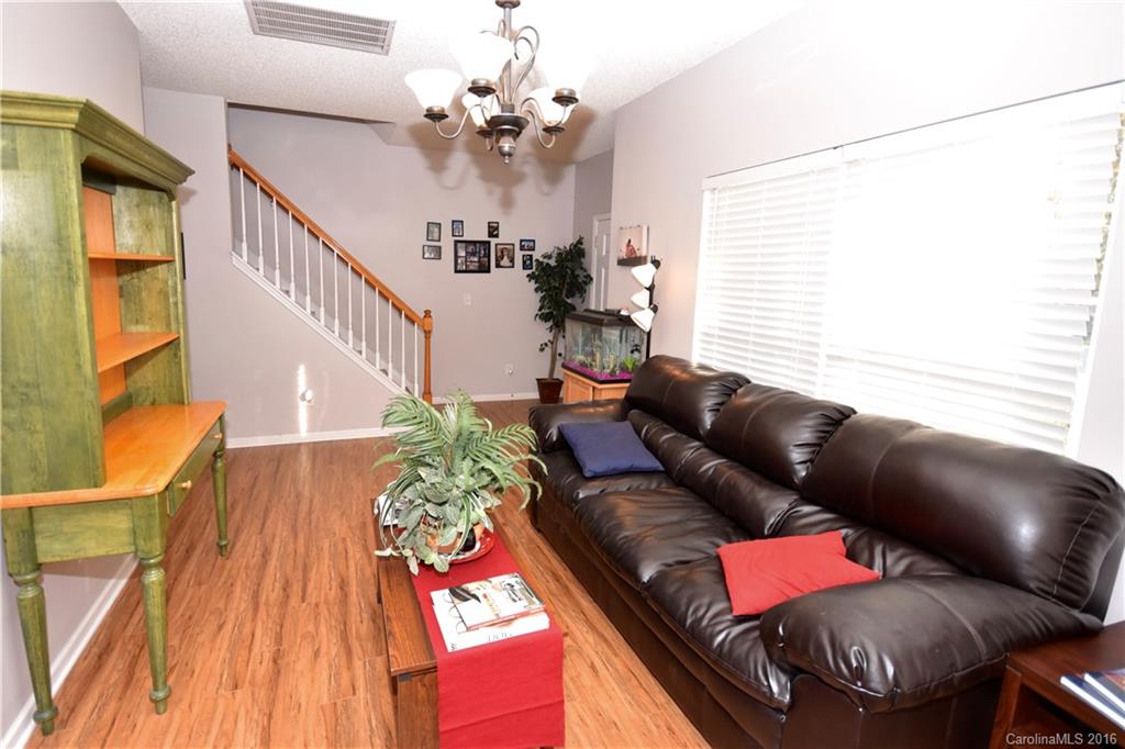 Taras Trace - Residential