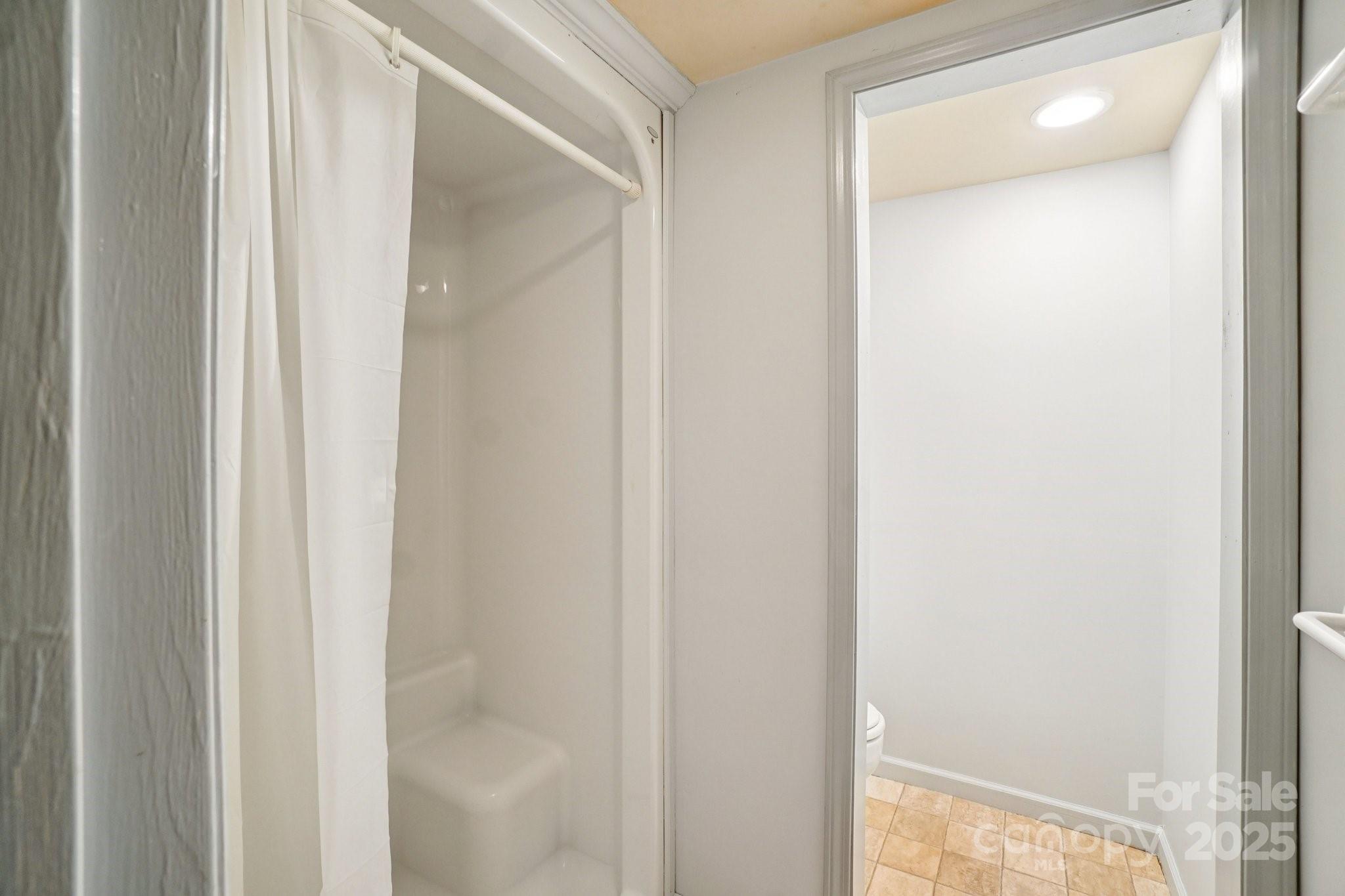 Glen Cannon Condominiums Four - Residential