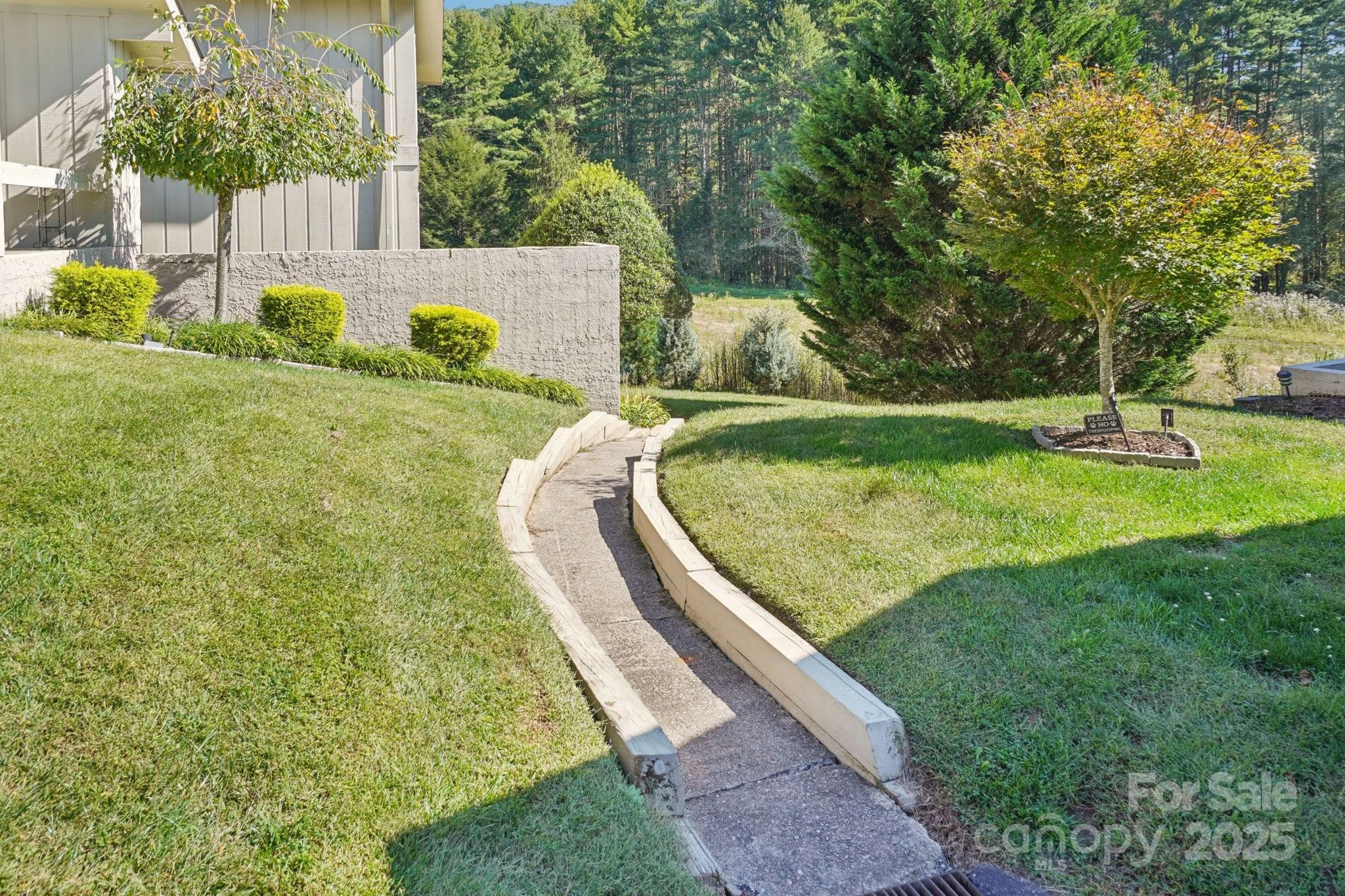 Glen Cannon Condominiums Four - Residential