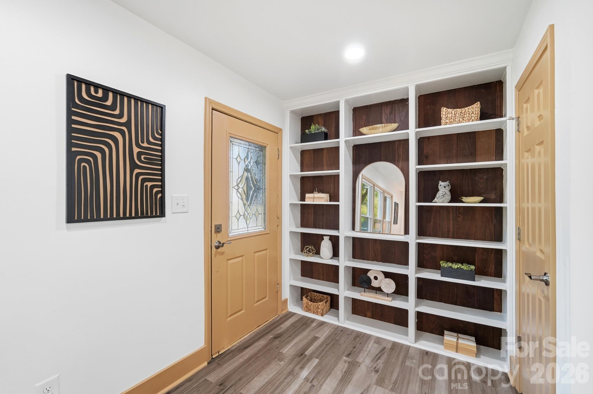 6131 Coach Hill Lane