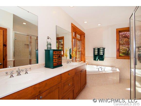 Lake Toxaway Estates - Residential