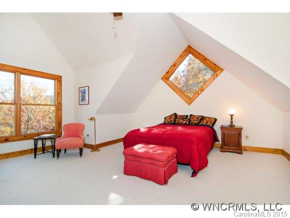 Lake Toxaway Estates - Residential