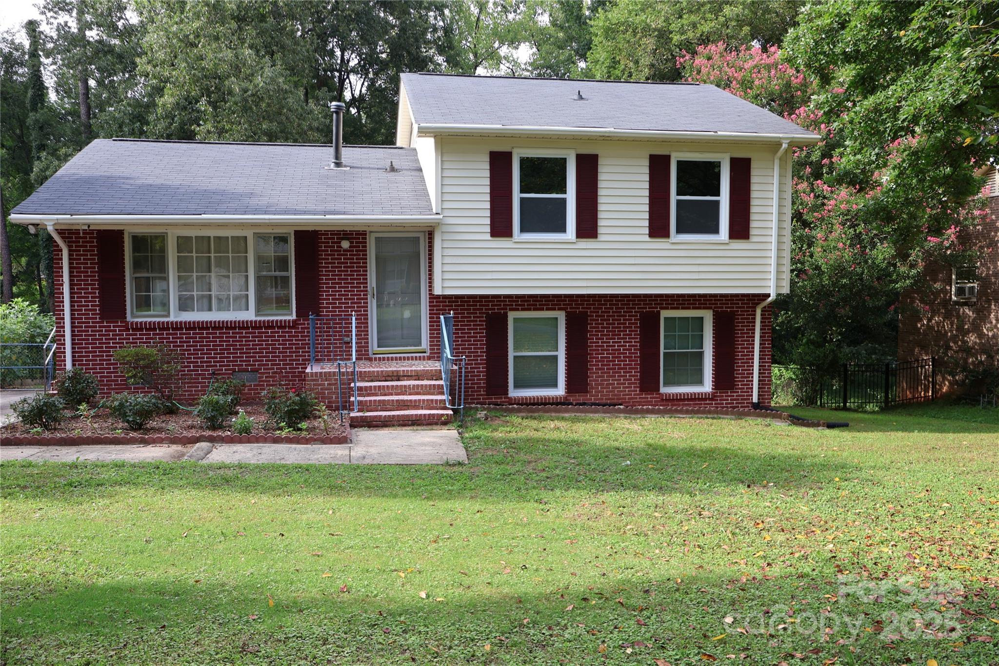 6727 Cedar Springs Road