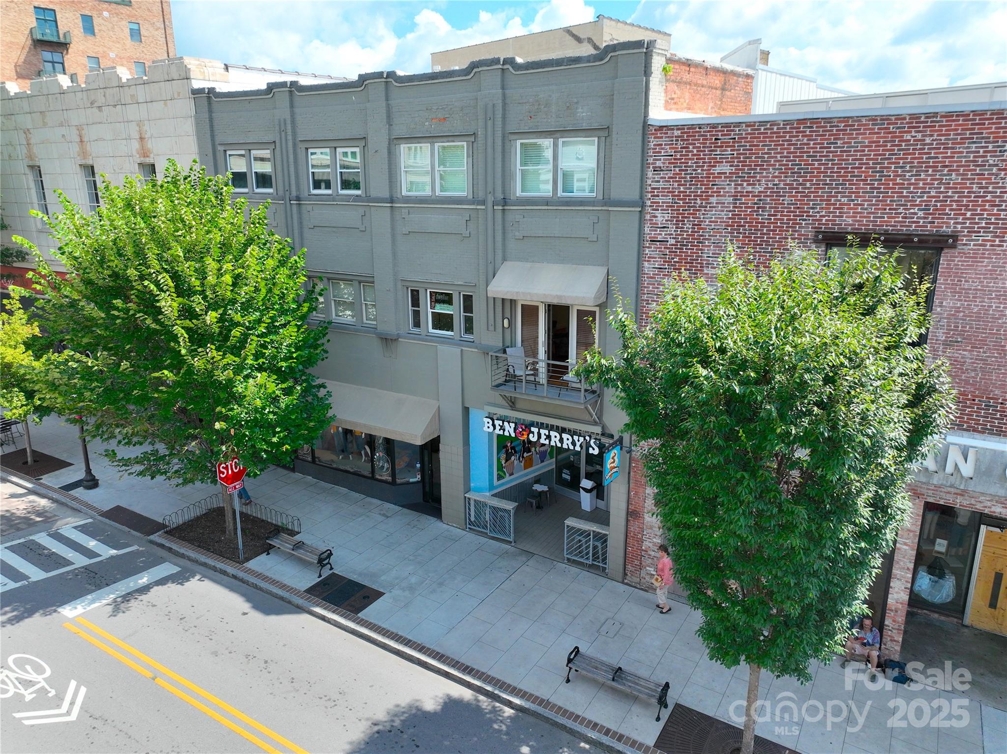 21 Haywood Street 2B