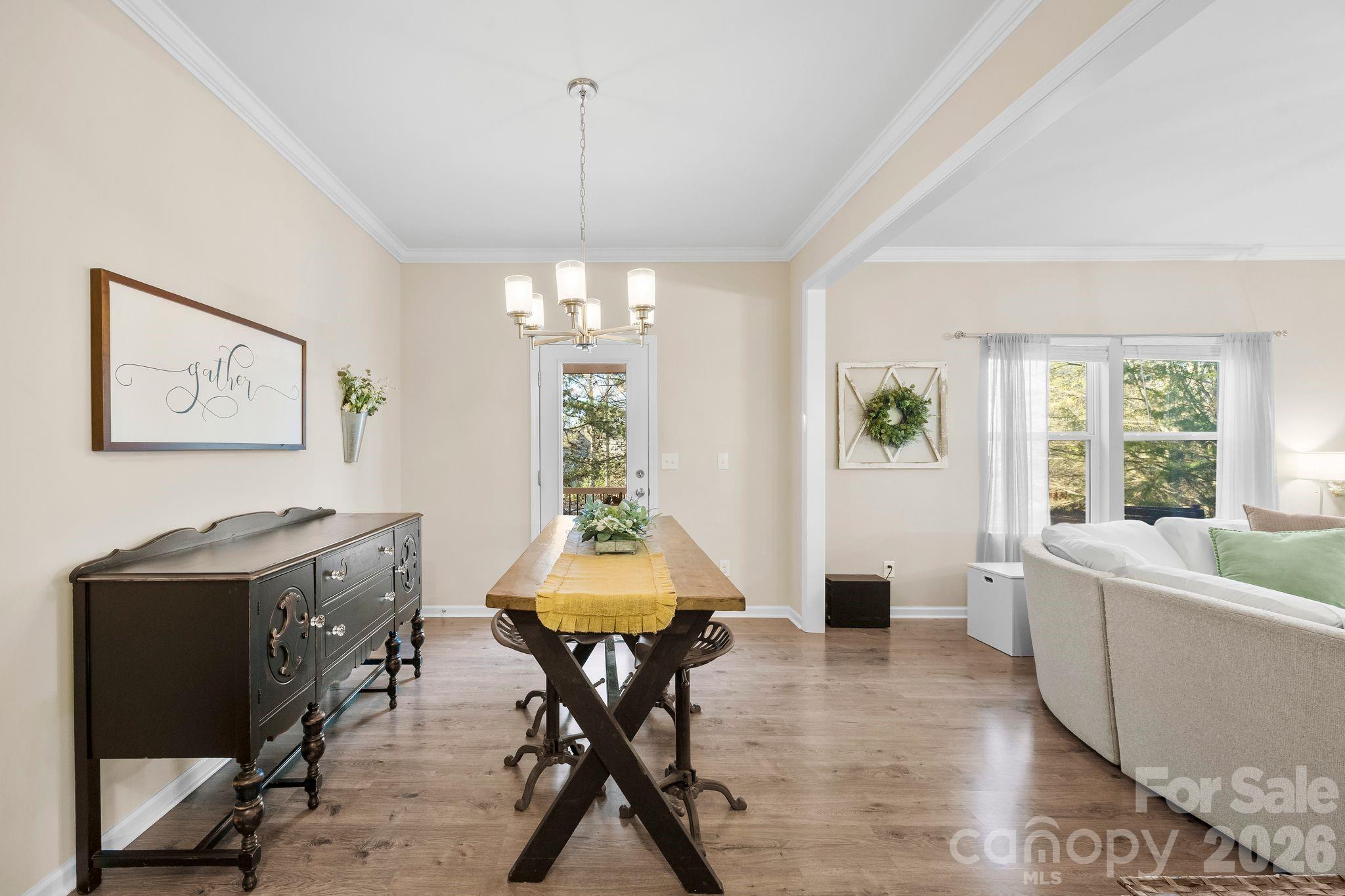 Pikeview Place - Residential