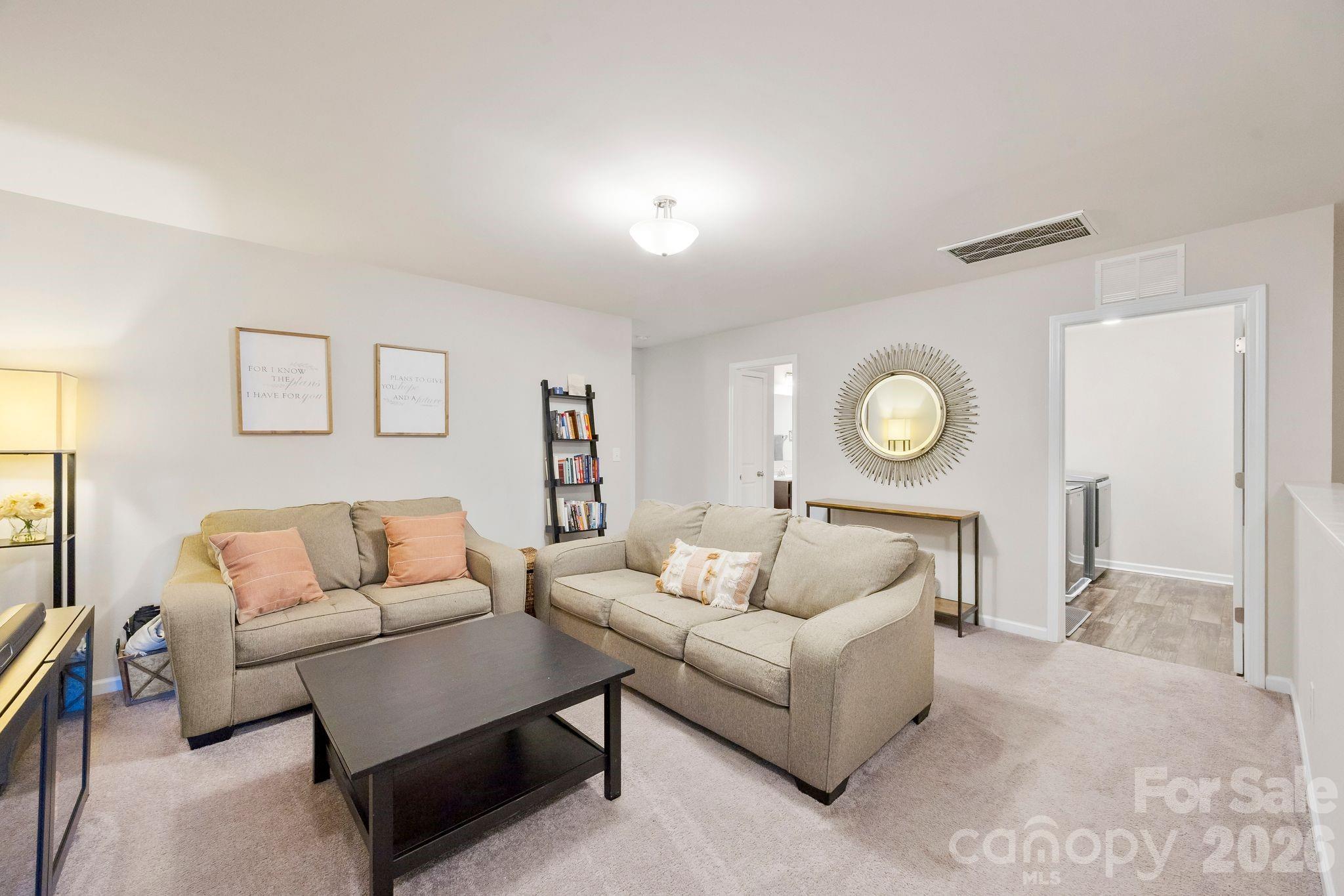 Pikeview Place - Residential