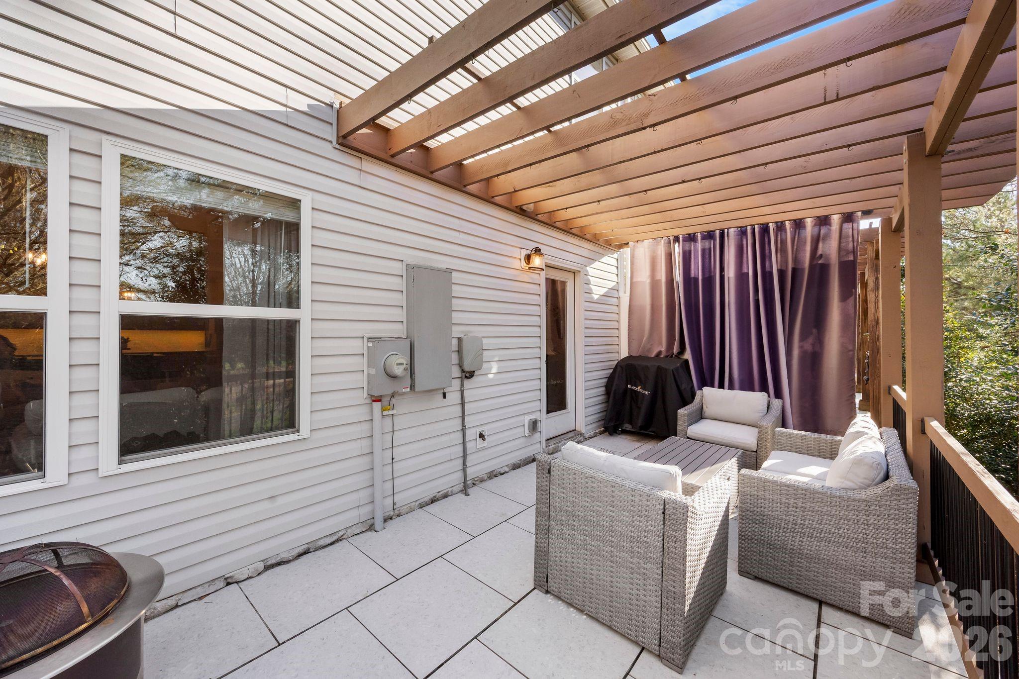 Pikeview Place - Residential