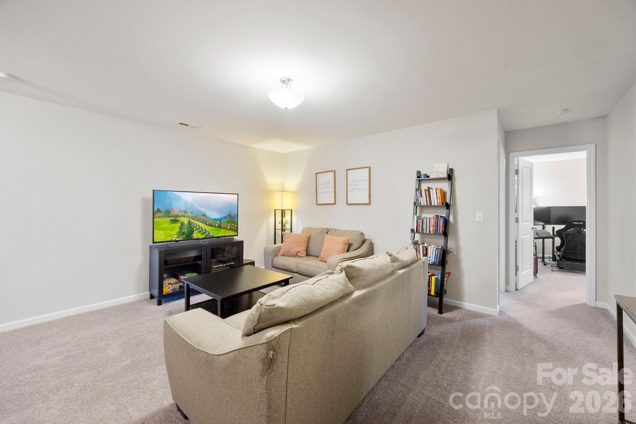 Pikeview Place - Residential