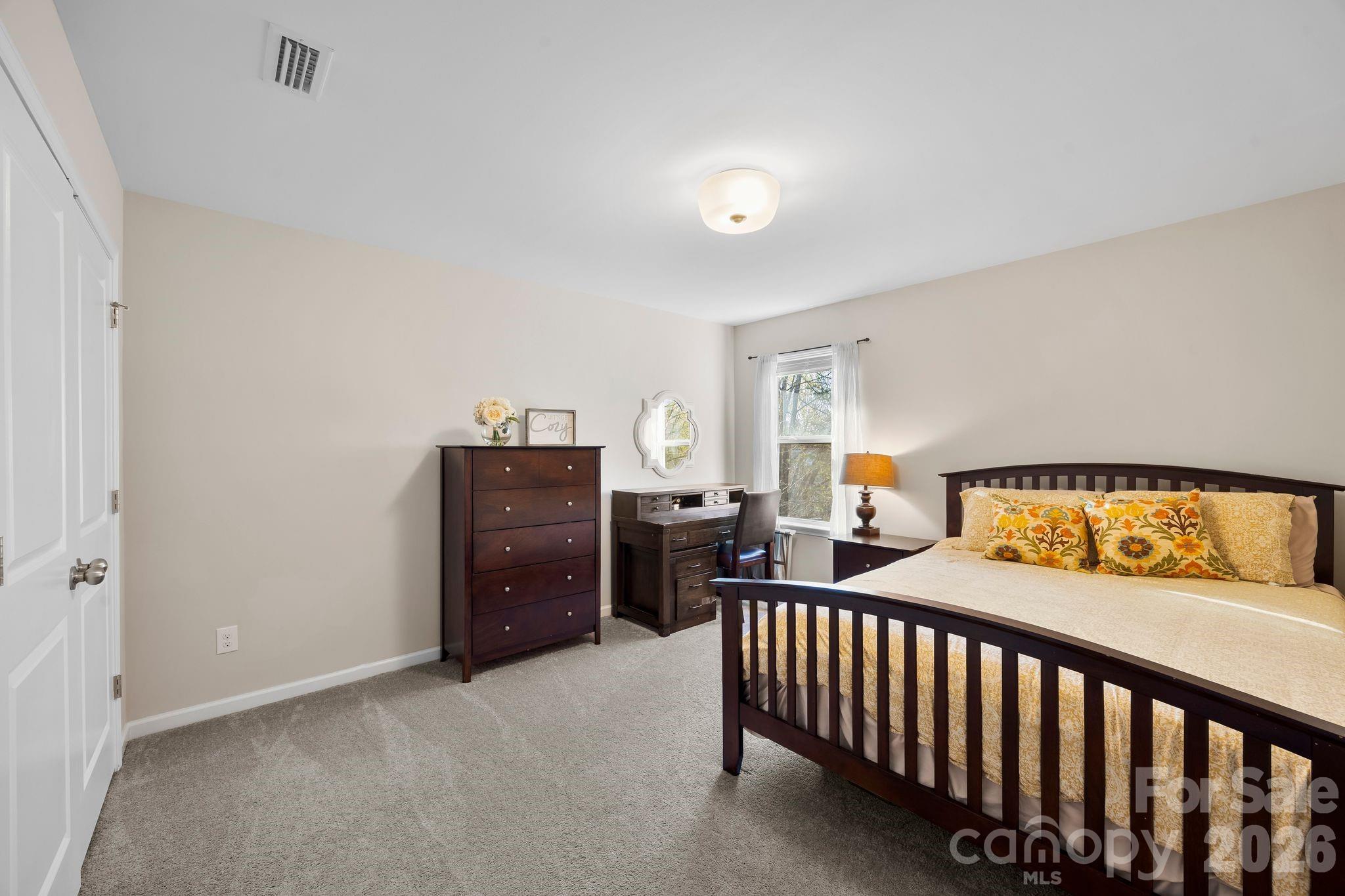 Pikeview Place - Residential