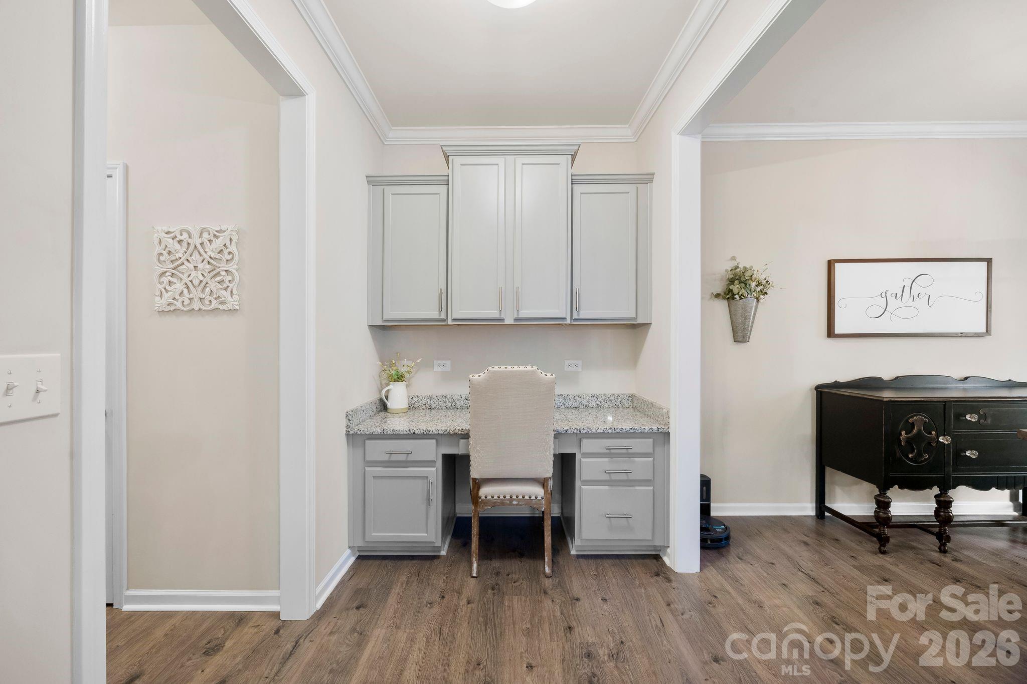 Pikeview Place - Residential