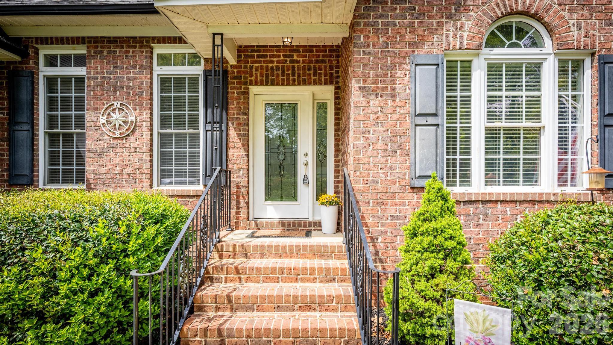 7867 Golf Course Drive N