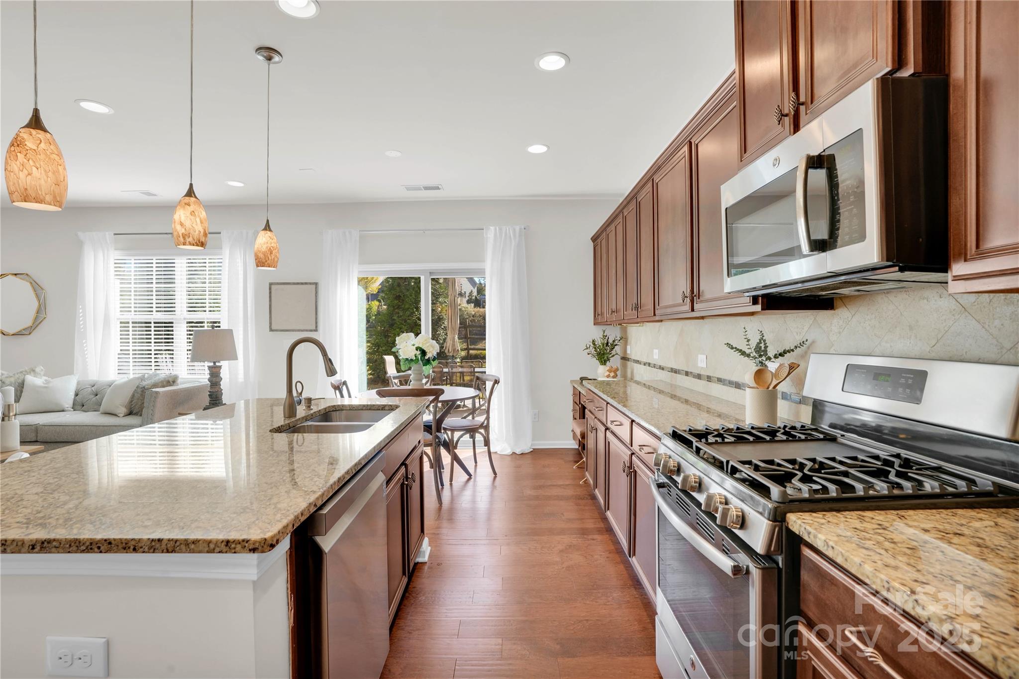 Cameron Creek - Residential