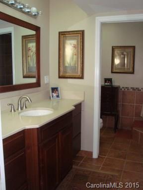 River Hills - Residential Lease