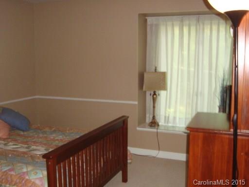 River Hills - Residential Lease