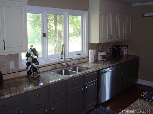 River Hills - Residential Lease