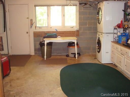 River Hills - Residential Lease