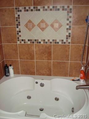 River Hills - Residential Lease