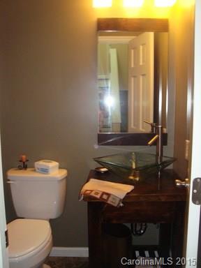 River Hills - Residential Lease