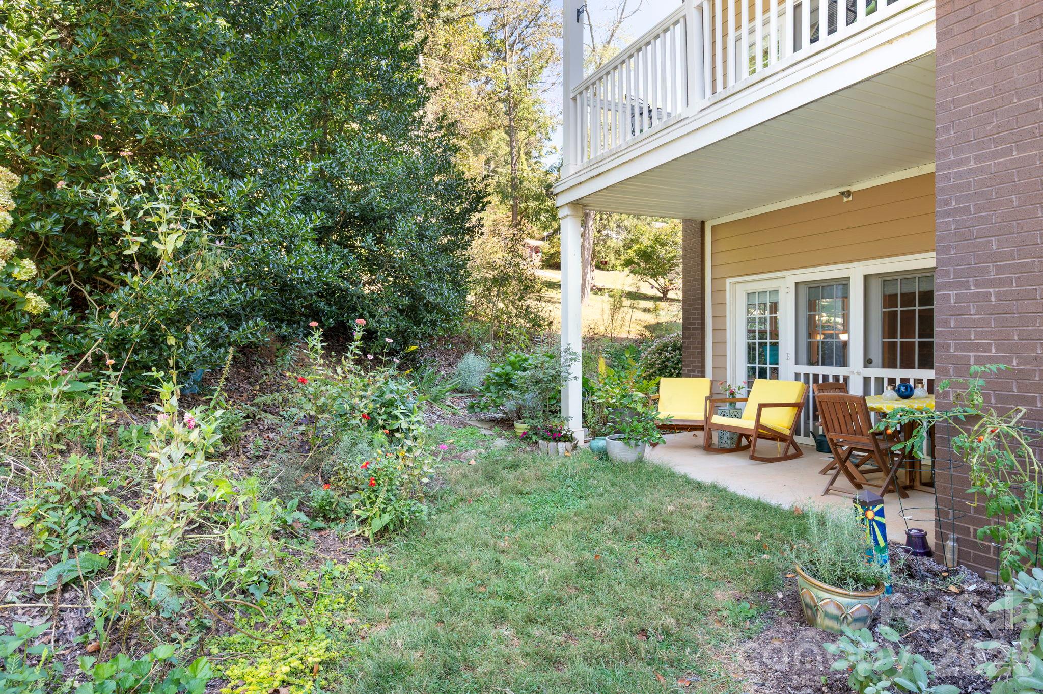 40 Hyannis Drive 203