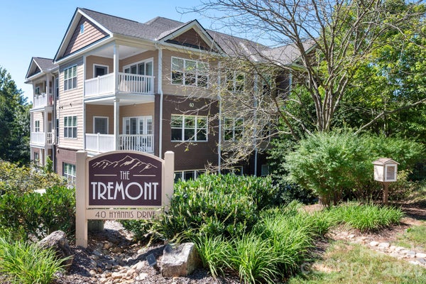 40 HYANNIS DR UNIT 203, ASHEVILLE, NC 28804 - Image 6ec97c2eb046385ad35904efdd5cd7f6/775200760