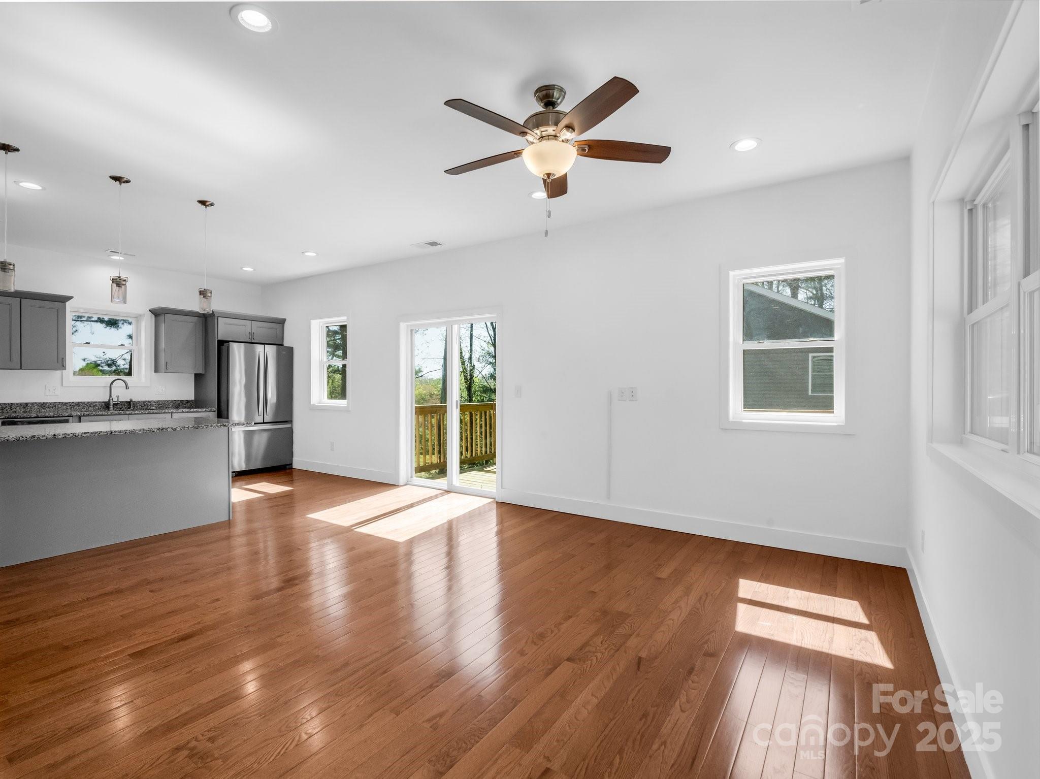 1938 Upper Ridgewood Boulevard