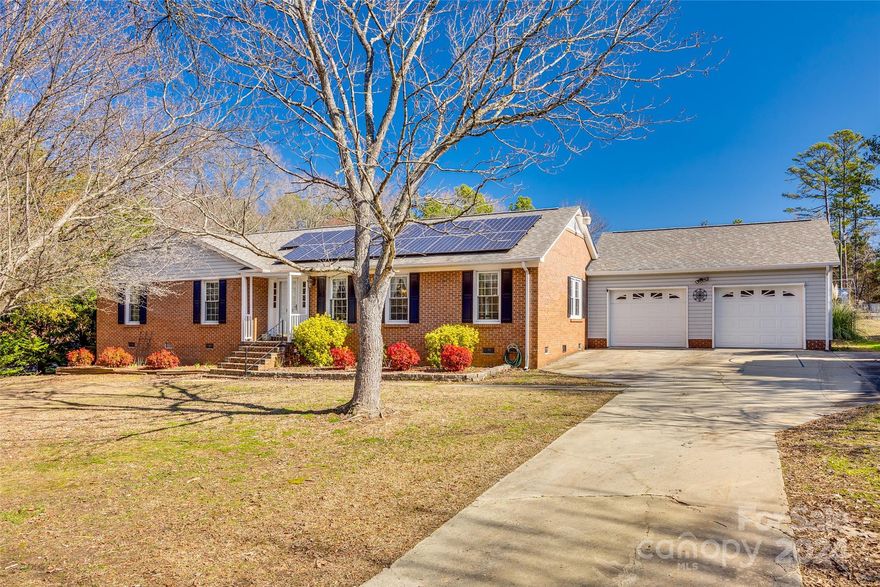 Step into this ranch style 3-bedroom, 2-bathroom home nestled in the vibrant community of Rock Hill, SC. Boasting abundant space and an ideal layout, this single-story residence invites you to indulge in the comforts of the home. Whether you're unwinding in the inviting four seasons room or basking in the sunlight of the sunroom, both seamlessly connected to the expansive living area, every corner of this home exudes warmth and relaxation. Outside, the sprawling backyard beckons, offering ample space for hosting gatherings and a refreshing in ground pool to cool off during those balmy summer days. Don't hesitate—schedule your showing today!
