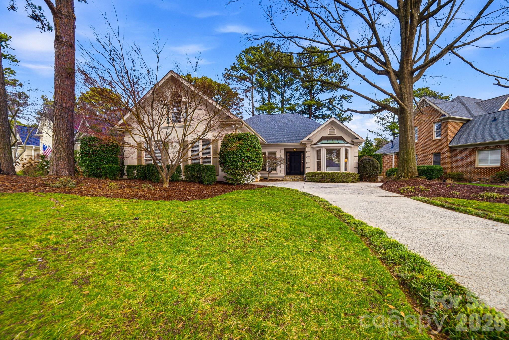 The Peninsula - Residential